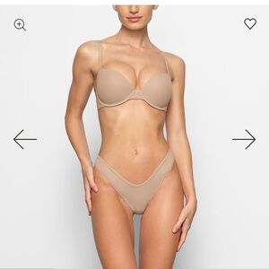 SKIMS Tan Seamless Bra